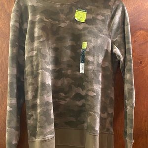 Camo sweater with thumb holes